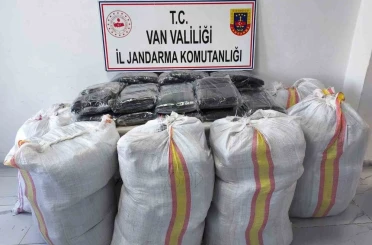 Van’da 1.1 milyon TL değerinde kaçak malzeme ele geçirildi 