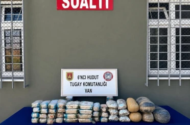 Van’da sınır hattında 44 kilo uyuşturucu ele geçirildi 