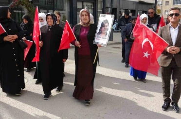 Vanlı ailelerin evlat nöbeti 112’nci haftasında sürüyor 