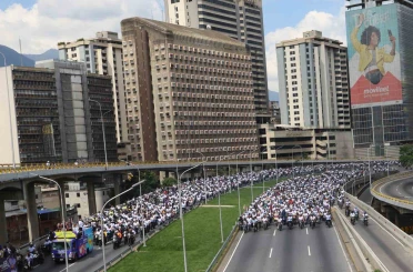 Venezuela’da ABD yaptırımlarının kaldırılması için başlatılan yürüyüş başkentte sona erdi 