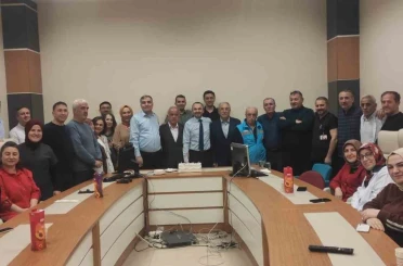 Vezirköprü’de emekliye ayrılan hastane çalışanlarına veda 