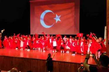 Vezirköprü’de miniklere belge töreni 
