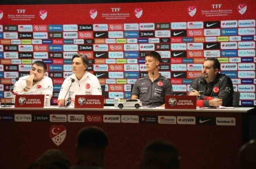 Vincenzo Montella: "Sonucu etkileyecek her türlü silaha sahibiz" 