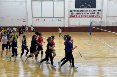Voleybolda geleceğin yıldızları belirlenecek 