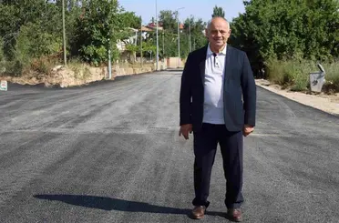 Yahyalı’da asfalt seferberliği hız kesmeden devam ediyor
