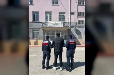 Yaklaşık 22 yıl hapis cezasıyla aranan şahsı jandarma yakaladı 