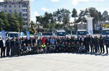 Yakutiye Belediyesi araç filosunu güçlendirdi 