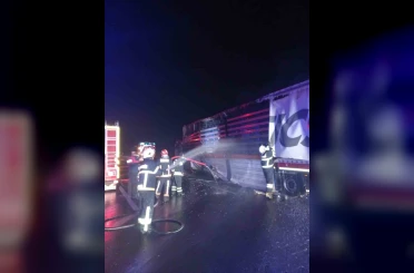 Yalova’da tır yangını 