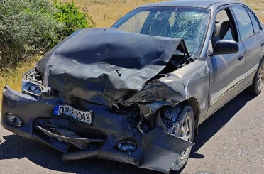 Yalvaç’ta otomobiller kafa kafaya çarpıştı: 1 yaralı 