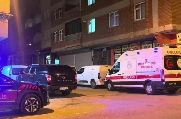 Yaşlı adam evinde ölü bulundu 