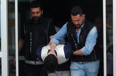 Yaşlı adamı tarlada bıçaklayarak öldüren şüpheli tutuklandı 