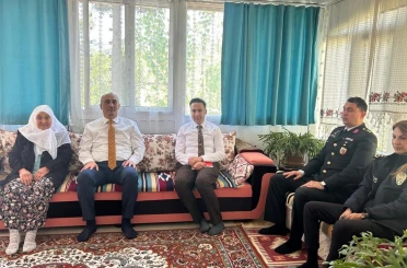 Yatağan Kaymakamı İlhan, şehit annesini unutmadı 
