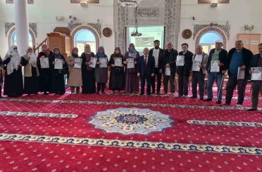 Yatağan’da kutsal topraklara gidecek hacı adayları için hac hazırlık semineri düzenlendi 