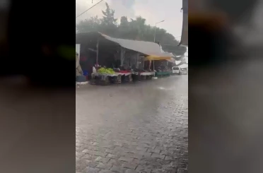 Yatağan’da sağanak yağış etkili oldu 