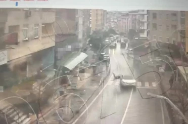 Yaya geçidinde otomobilin çarptığı kadının ölümüne ilişkin davada sanığa tahliye 