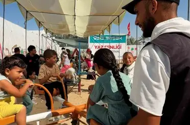 Yedi Başak Gazze’de Çocuklar için yaz festivali düzenledi
