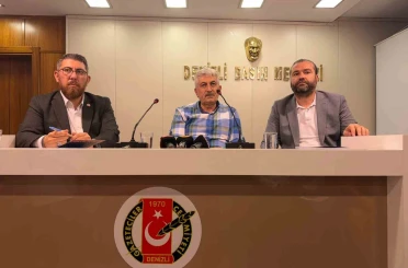 Yerel basın ve gazetecilerin sorunları Denizli’de konuşuldu