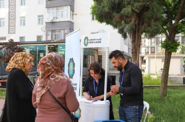 Yerinde Çözüm ekipleri parklarda vatandaşlarla buluştu 