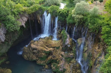 Yerköprü Şelalesi ziyaretçilerin uğrak noktası oldu