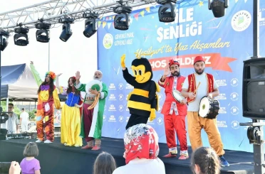 Yeşilyurt ilçesinde "Yaz Akşamları" renkli ve keyif dolu etkinliklerle başladı 