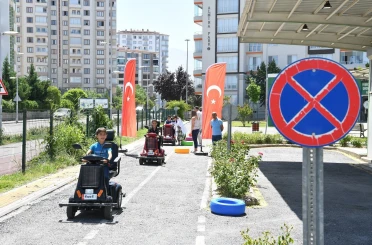 Yeşilyurt Trafik Eğitim Parkı’nda 6 Bin 820 öğrenciye uygulamalı trafik eğitimi verildi 