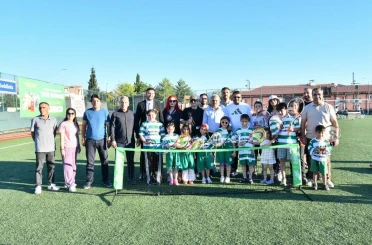 Yeşilyurt’ta yaz spor okulları ve spor akademisi coşkuyla açıldı 