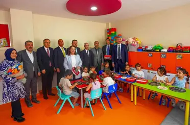 Yılmaz ve Milletvekili Gül öğrencilerle bir araya geldi

