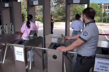 YKS’ye geç kalan adaylar panik yaşadı 