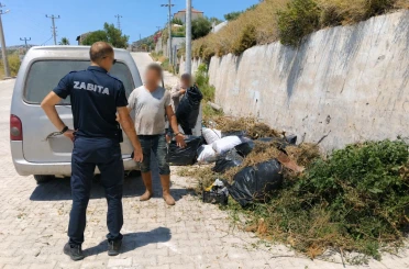 Yol kenarına atık bırakanlara cezai işlem uygulandı 