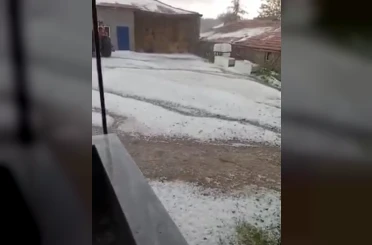 Yozgat’ta sağanak ve dolu etkili oldu 