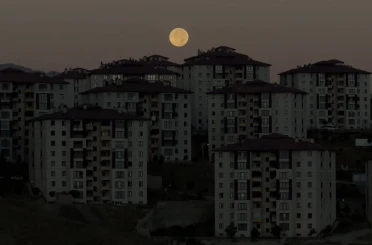 Yüksekova’da dolunay görsel şölen yaşattı 
