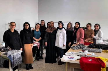 Yüksekova’da kadınlar dikiş-nakış kursuyla hem meslek ediniyor hem sosyalleşiyor 