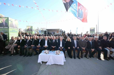 Yüreğir Belediyesi Özgür Mahalle Parkı törenle açıldı 