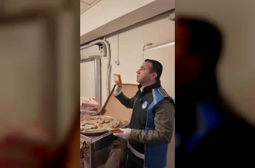 Zabıtanın denetimde son kullanma tarihi 3 yıl geçmiş ürün bulduğu işletme kendini "Bu iade ürün, ben bunları hiç kullanmadım" diyerek savundu 
