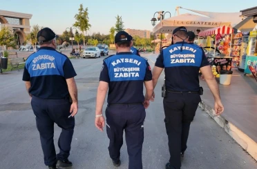 Zabıtanın Millet Bahçesi’ndeki denetimleri devam ediyor 