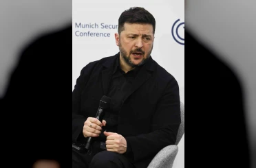 Zelenskiy: "Bize iki aylık bir ateşkes verin, seçimlere gideriz" 