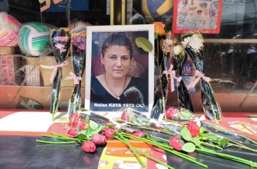 Zihinsel engelli kızına istismarı öğrenince kalbi buna dayanmayan anne için Şavşat halkı bir araya geldi 