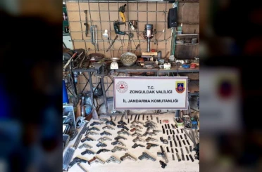 Zonguldak’ta kaçak silah imalathanesinde 30 binin üzerinde fişek ele geçirildi 