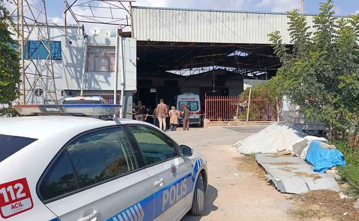 Adana’da iş yeri sahibi ölü bulundu
