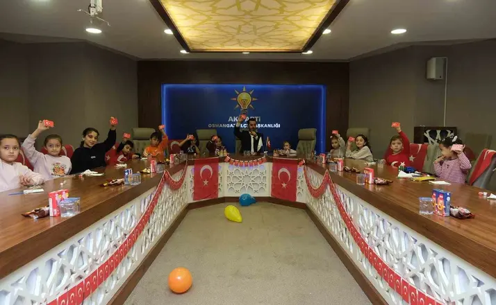 AK Parti Osmangazi’den 29 Ekim’e anlamlı etkinlik
