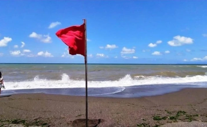 Akçakoca’da deniz uyarısı 
