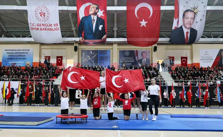 Anaokulu öğrencilerin gösterisi mest etti
