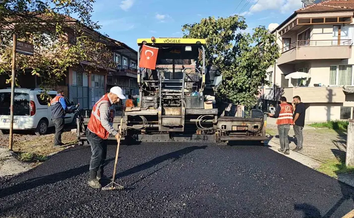 Asfalt çalışmaları 24 saat sistemine döndü
