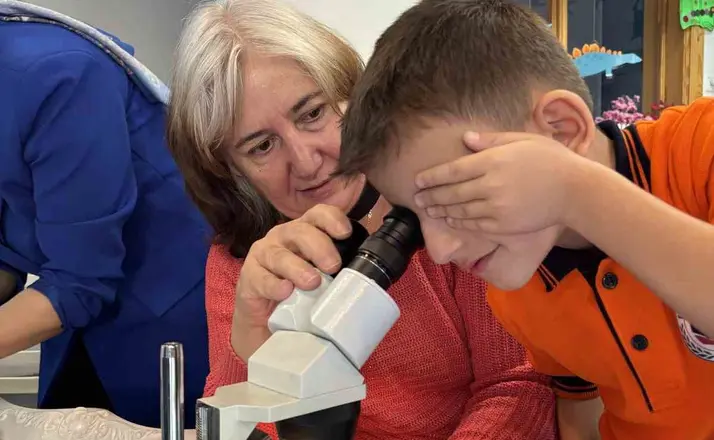 Aydın’da çocuklar mikroskopla keşfe çıktı
