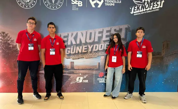 Aydınlı öğrenciler 4 bin takımı geride bırakıp TEKNOFEST finaline kaldı
