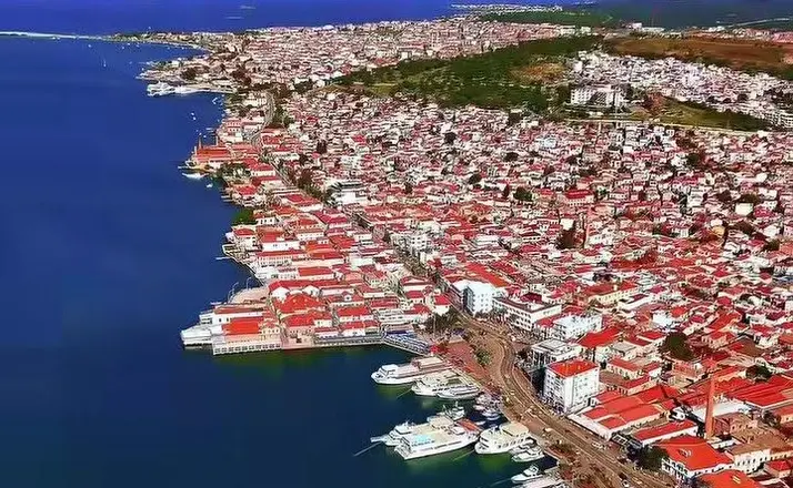 Ayvalık, Balıkesir’in en kalabalık 5’inci ilçesi oldu
