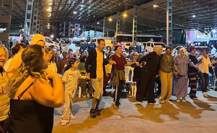 Ayvalık’ta 34 yıllık gelenek yine coşkuyla noktalandı
