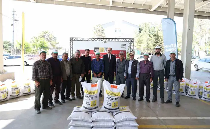 Başkan Altay: "Üreticilerimize bugüne kadar 1 milyon 214 bin kilogram hibe destekli Macar Fiği Tohumu verdik"

