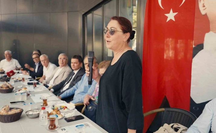 Başkan Aydın, Muradiye’de vatandaşların sesine kulak verdi 