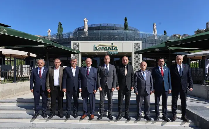 Başkan Özdemir, Niğde’nin tüm muhtarlarıyla bir araya geldi

